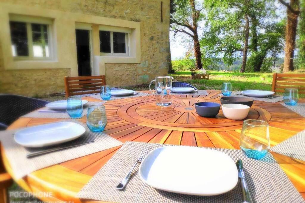 Вилла Moulin De Bigorre Saint-Genes-de-Castillon Экстерьер фото