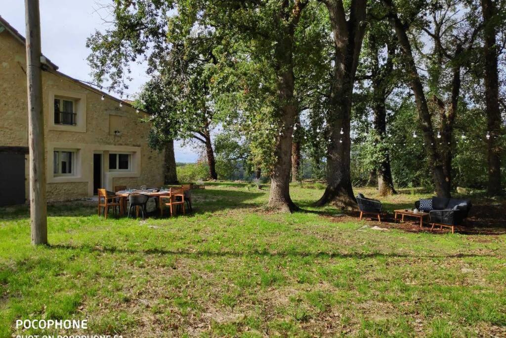 Вилла Moulin De Bigorre Saint-Genes-de-Castillon Экстерьер фото